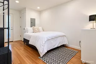 4836 Fauntleroy Wy SW, Seattle, WA 98116 - Photo 4