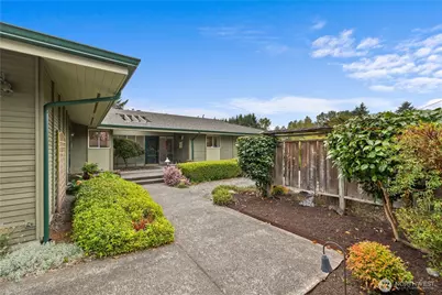 8910 Whitechuck Drive, Everett, WA 98208 - Photo 2