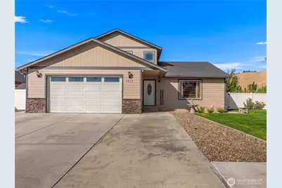 1412 Denny Place, Rock Island, WA 98850 - Photo 6