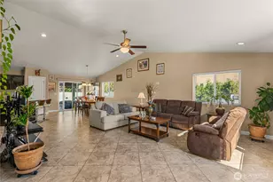 1412 Denny Pl, Rock Island, WA 98850 - Photo 10