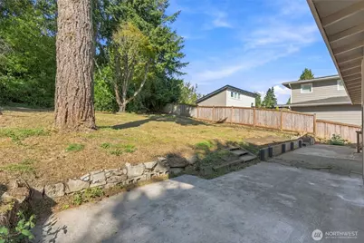 10233 8th Avenue SW, Seattle, WA 98146 - Photo 12