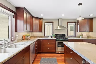 6710 Alonzo Avenue NW, Seattle, WA 98117 - Photo 6