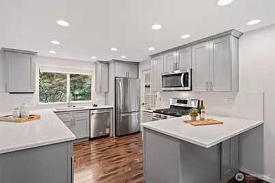 15316 NE 201st Street, Woodinville, WA 98072 - Photo 2