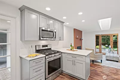 15316 NE 201st Street, Woodinville, WA 98072 - Photo 4
