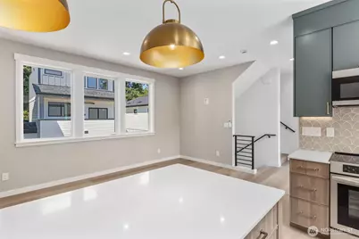 11050 2nd Avenue NW #B, Seattle, WA 98177 - Photo 14
