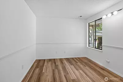 16006 Village Green Drive, Mill Creek, WA 98012 - Photo 12