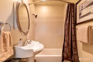 17514 W Riverside Dr, Bothell, WA 98011 - Photo 14