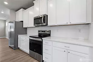 15136 87th Pl E, Puyallup, WA 98375 - Photo 18