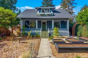 4023 47th Ave SW, Seattle, WA 98116 - Photo 2