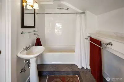 4023 47th Avenue SW, Seattle, WA 98116 - Photo 32