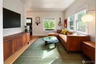 4023 47th Ave SW, Seattle, WA 98116 - Photo 4