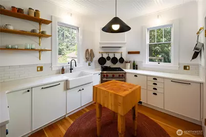 4023 47th Avenue SW, Seattle, WA 98116 - Photo 16
