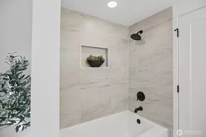 7425 McDougall Avenue, Everett, WA 98203 - Photo 18