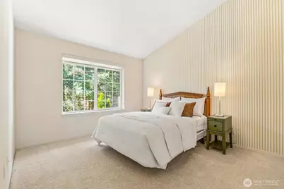 18555 NE 57th Street #18555, Redmond, WA 98052 - Photo 18