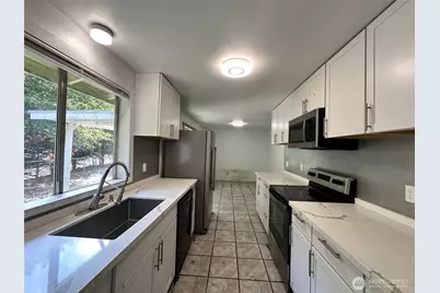 404 Edwards St NW, Yelm, WA 98597 - Photo 6
