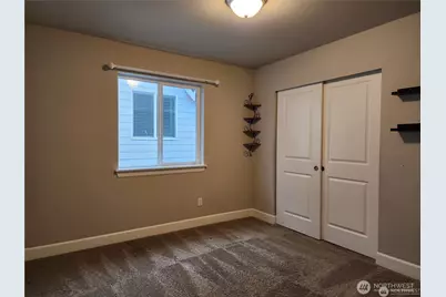 906 Burton Ray Street NE, Lacey, WA 98516 - Photo 6