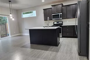906 Burton Ray St NE, Lacey, WA 98516 - Photo 12