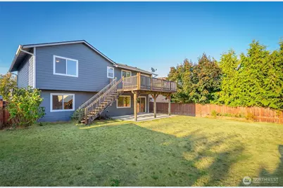 7417 3rd Drive W, Everett, WA 98203 - Photo 18