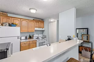 163 Etruria St, Seattle, WA 98109 - Photo 18