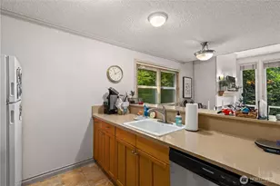 163 Etruria St, Seattle, WA 98109 - Photo 26