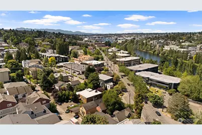 163 Etruria Street, Seattle, WA 98109 - Photo 36