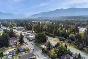 31503 US-2, Sultan, WA 98294 - Photo 2