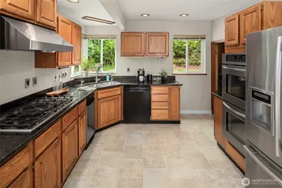 14516 37th Avenue NE, Lake Forest Park, WA 98155 - Photo 8