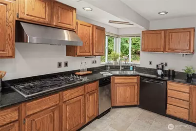 14516 37th Avenue NE, Lake Forest Park, WA 98155 - Photo 10