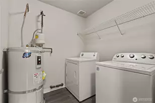 10790 16th Ave SW, Seattle, WA 98146 - Photo 4