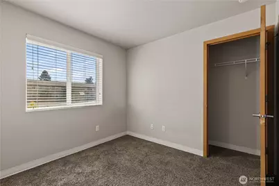 10790 16th Avenue SW, Seattle, WA 98146 - Photo 6