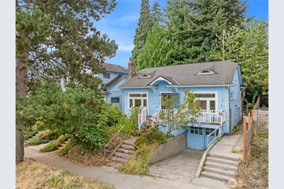 3831 Bagley Avenue N, Seattle, WA 98103 - Photo 1