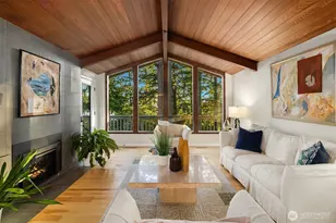 2911 198th Ave SE, Sammamish, WA 98075 - Photo 2