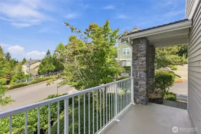 1601 NE Katsura Street #101, Issaquah, WA 98029 - Photo 6