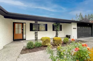 2040 128th Ave SE, Bellevue, WA 98005 - Photo 2