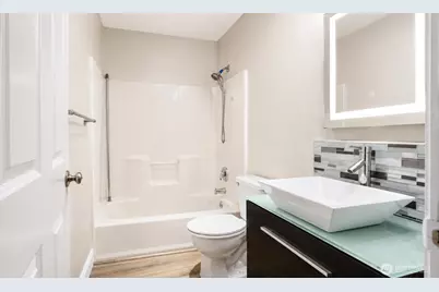 13367 Ambaum Boulevard SW, Burien, WA 98146 - Photo 20