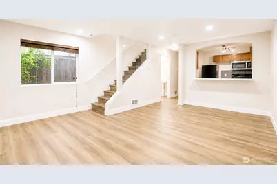 13367 Ambaum Boulevard SW, Burien, WA 98146 - Photo 8
