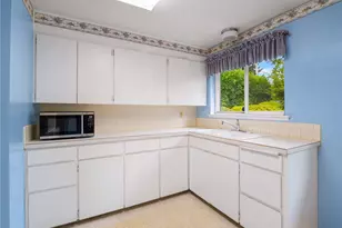 2404 S 360th St, Federal Way, WA 98003 - Photo 8
