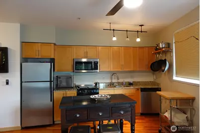3333 Wallingford Avenue N #307, Seattle, WA 98103 - Photo 16