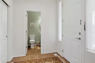5409 Parkside Dr SE, Lacey, WA 98503 - Photo 2