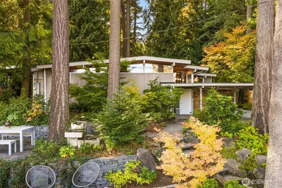 13347 12th Avenue NE, Seattle, WA 98125 - Photo 2