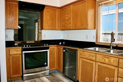 6412 79th Place NE, Marysville, WA 98270 - Photo 8