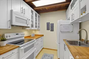 19853 25th Ave NE, Shoreline, WA 98155 - Photo 6
