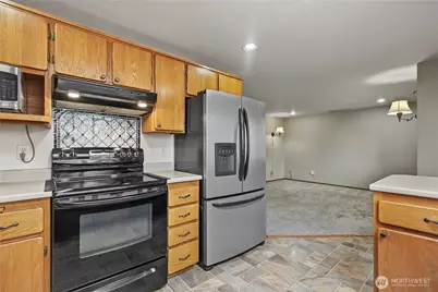 19818 10th Avenue Ct E, Spanaway, WA 98387 - Photo 8