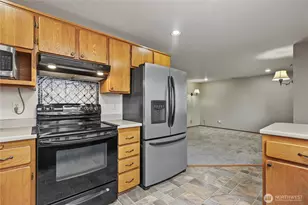 19818 10th Ave Ct E, Spanaway, WA 98387 - Photo 8