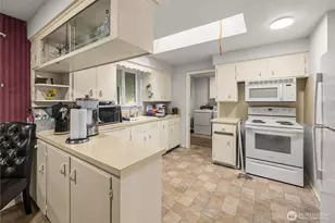 5503 152nd St E, Puyallup, WA 98375 - Photo 10
