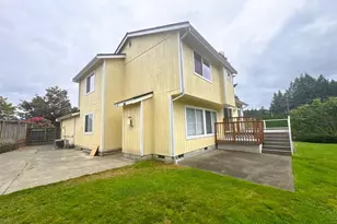 19805 E 122nd St, Bonney Lake, WA 98391 - Photo 10