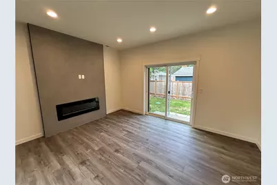 2708 Alderbrook Court N, Puyallup, WA 98374 - Photo 4