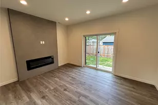 2708 Alderbrook Ct N, Puyallup, WA 98374 - Photo 4