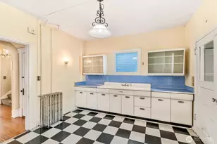 700 Warren Ave N, Seattle, WA 98109 - Photo 12