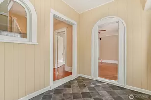 700 Warren Ave N, Seattle, WA 98109 - Photo 6
